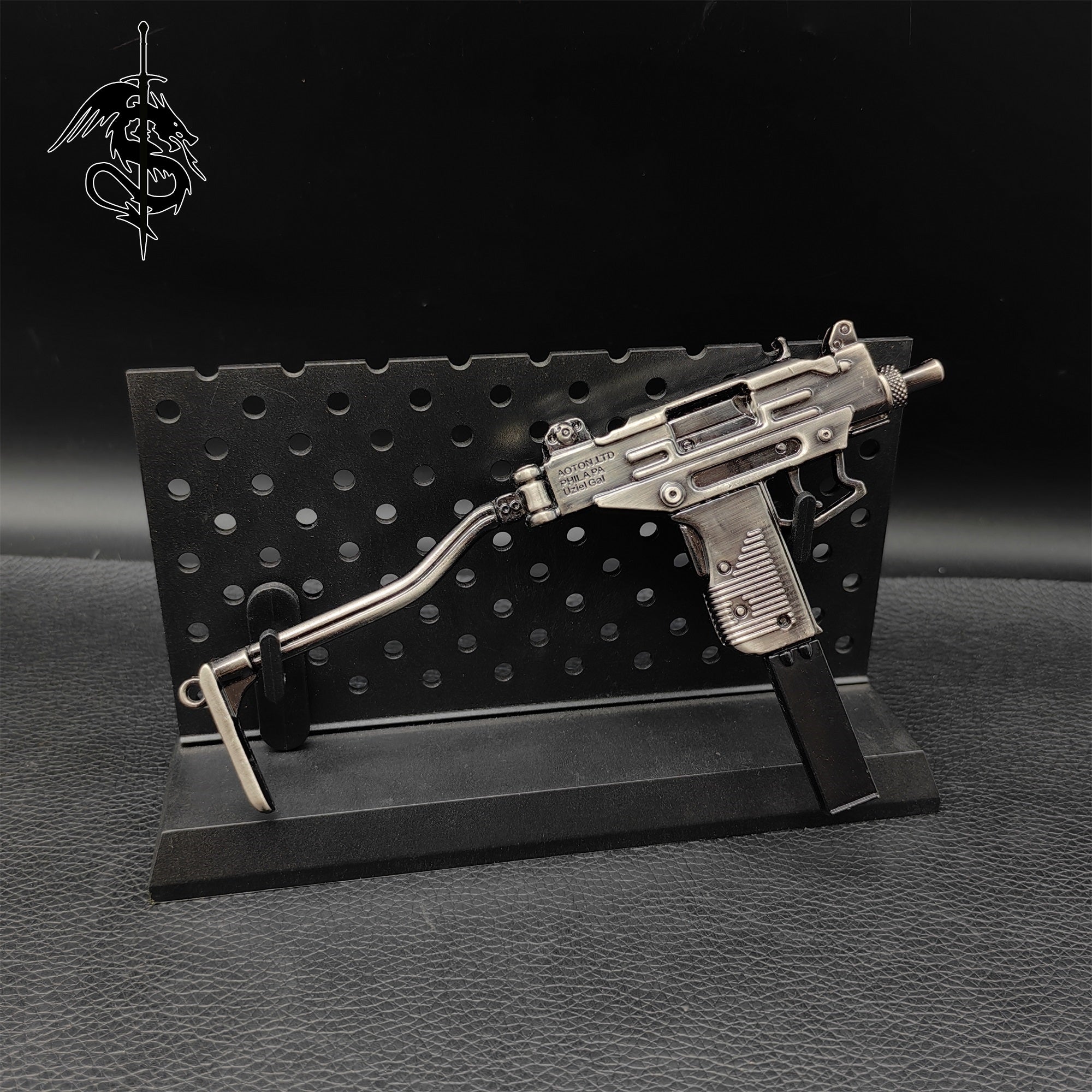 Submachine Gun Toy Metal UZI Submachine Gun Miniature Small Gun Toy Mini Replica – Miniwarrior