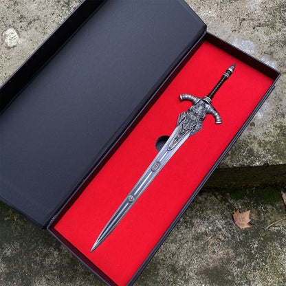 Wolf Knight's Greatsword 1/3 Scale Metal Replica