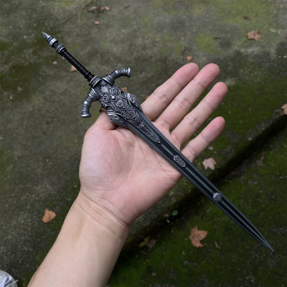 Wolf Knight's Greatsword 1/3 Scale Metal Replica