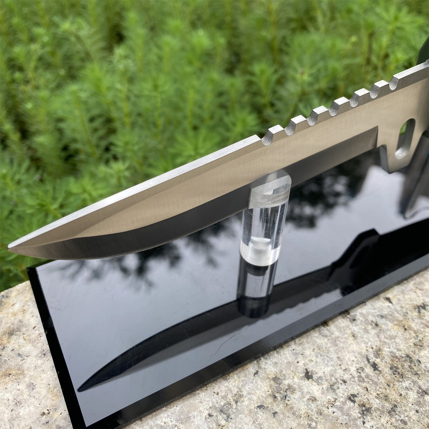 Xenohunter Knife IRL Steel Version With Blunt Blade