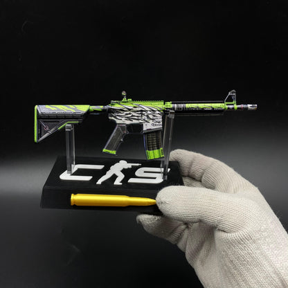 CS Game Skin M4A4 Full Throttle Mini Metal Game Replica For Collection