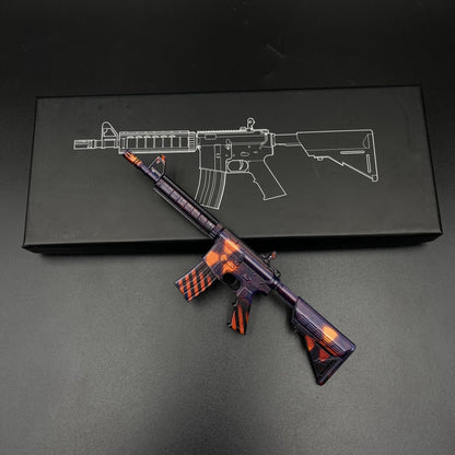 Hot Game CS Skin M4A4 Radiation Hazard Mini Metal Replica For Collectible