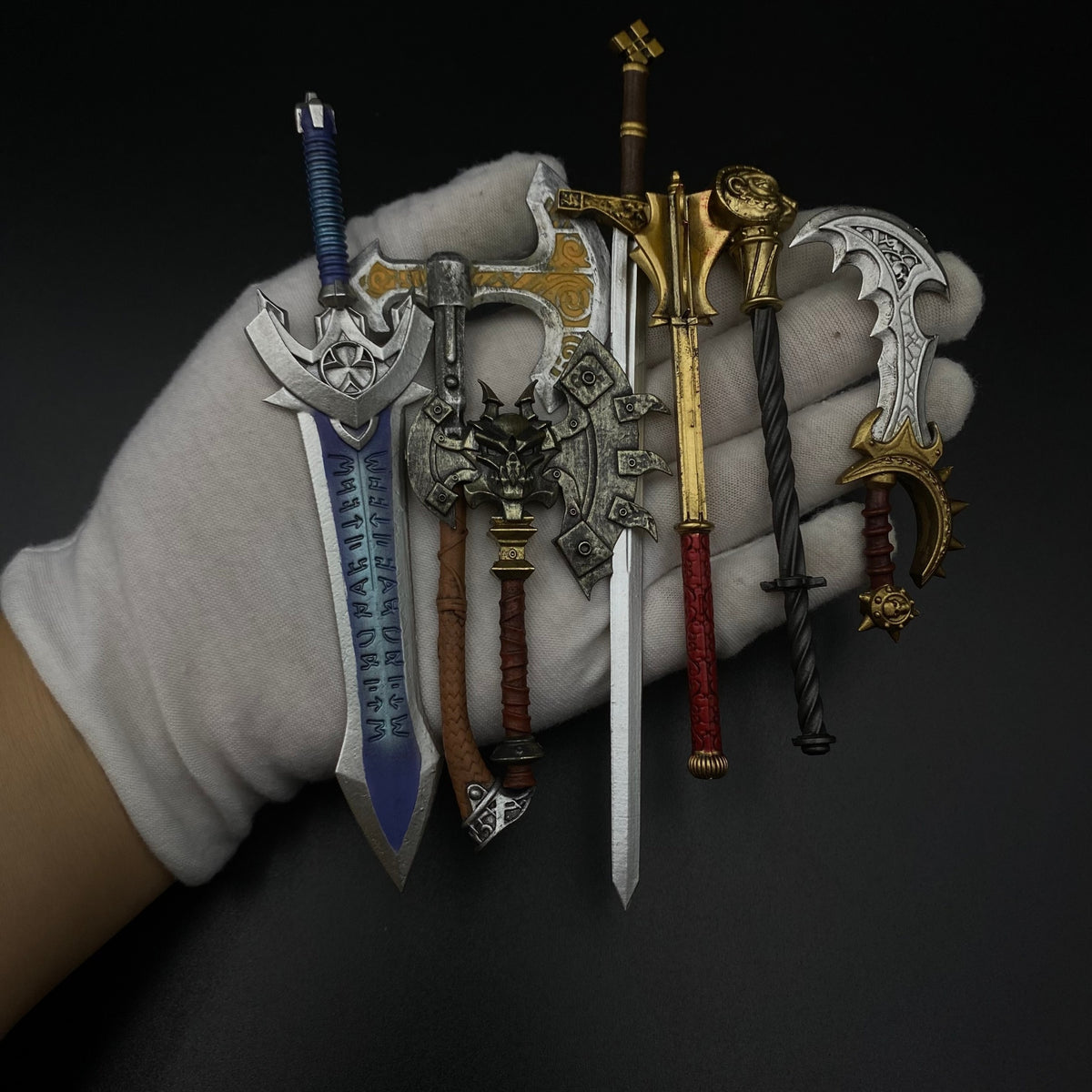 WoW Mini Alloy Weapon Set | Warcraft Fantasy Game Replica Collection