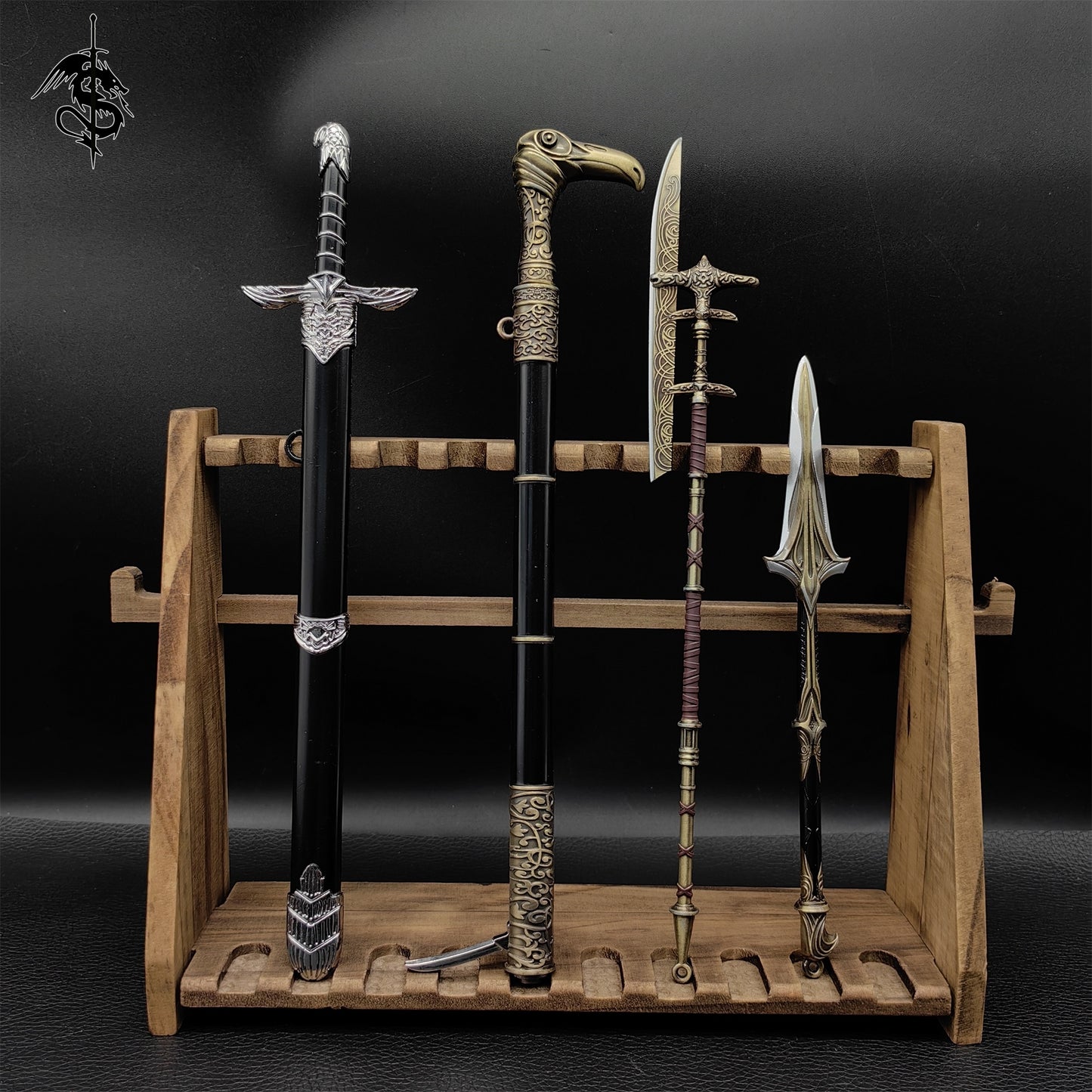Hot Game Creed Middle Age Weapons 4 In 1 Gift Box