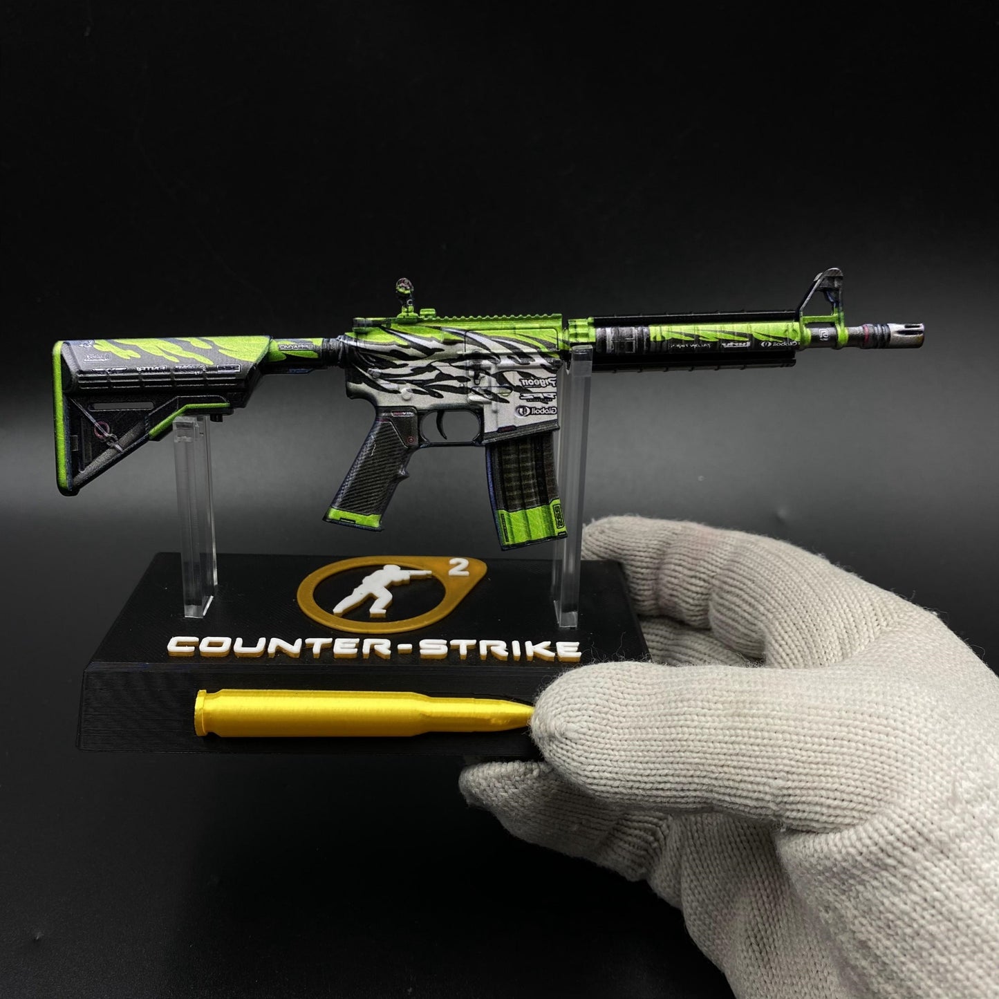CS Game Skin M4A4 Full Throttle Mini Metal Game Replica For Collection