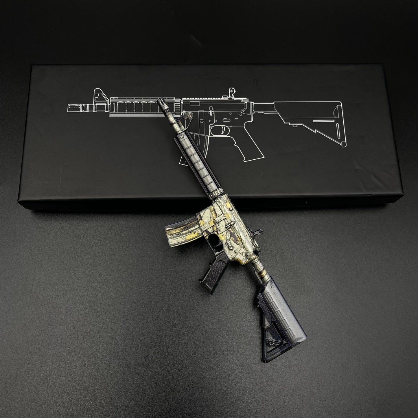 CS Hot Skin M4A4 Modern Hunter Mini Metal Replica For Collectible