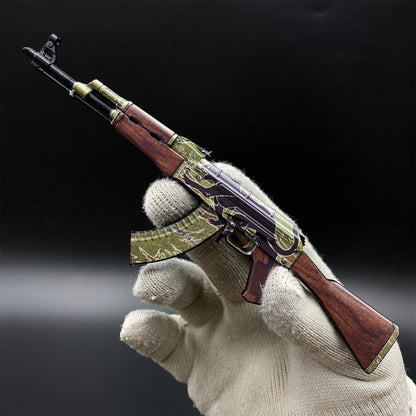 Tiny AK-47 Jaguar Miniature Metal CSGO Fan Art For Display