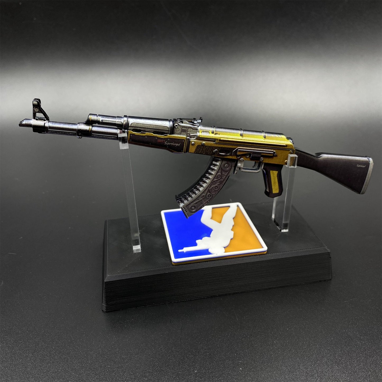 CS2 Game Peripheral - AK47 Fuel Injector Metal Replica Game Prop Collectible
