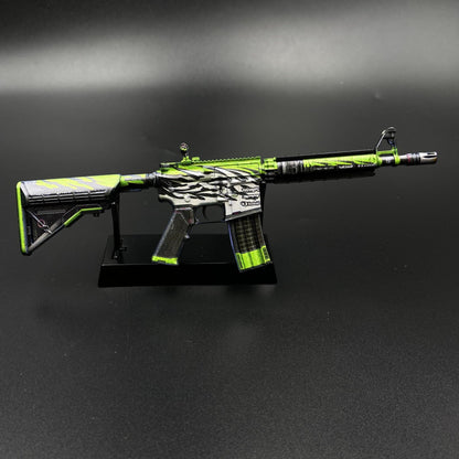 CS Game Skin M4A4 Full Throttle Mini Metal Game Replica For Collection