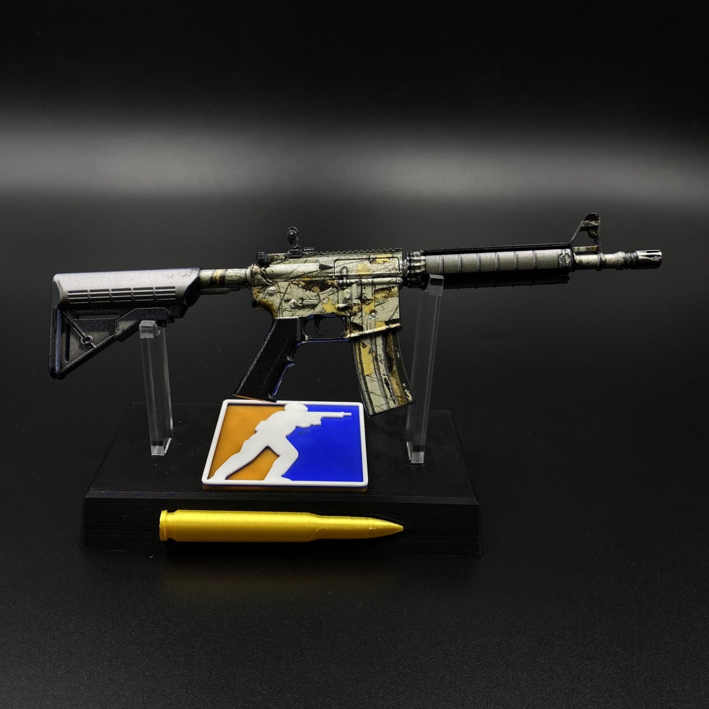 CS Hot Skin M4A4 Modern Hunter Mini Metal Replica For Collectible