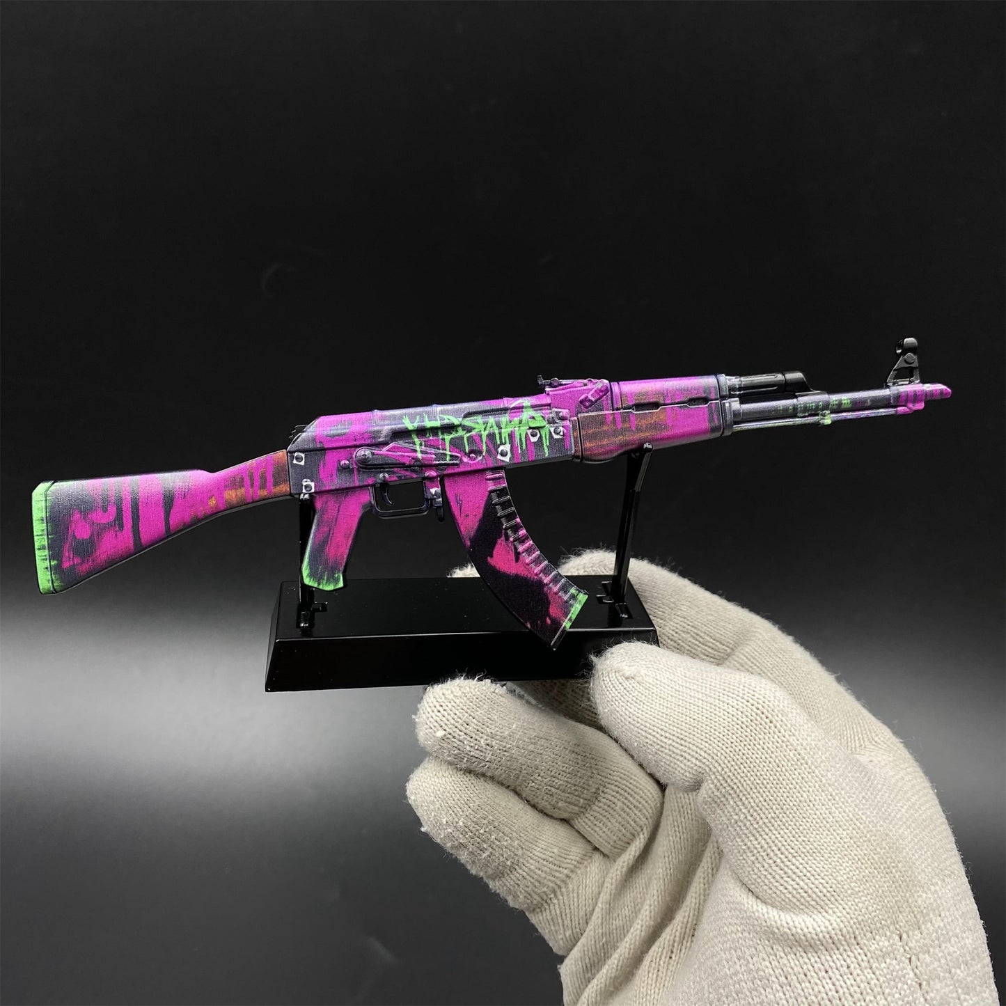 Tiny CS2 AK47 Neon Revolution Gun Miniature Metal Replica For Display
