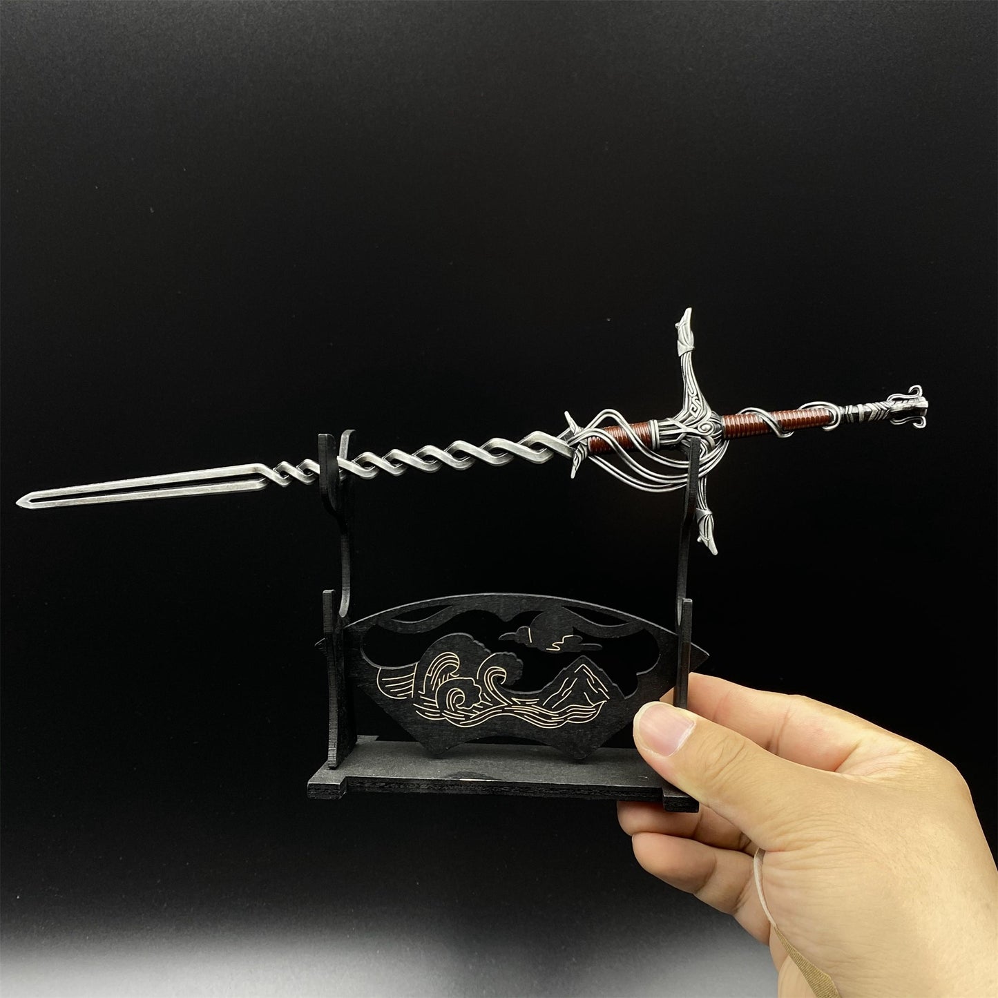 Soul Game Cleanrot Knight Flame Greatsword Miniature Metal Replica – Collectible Game Weapon Model