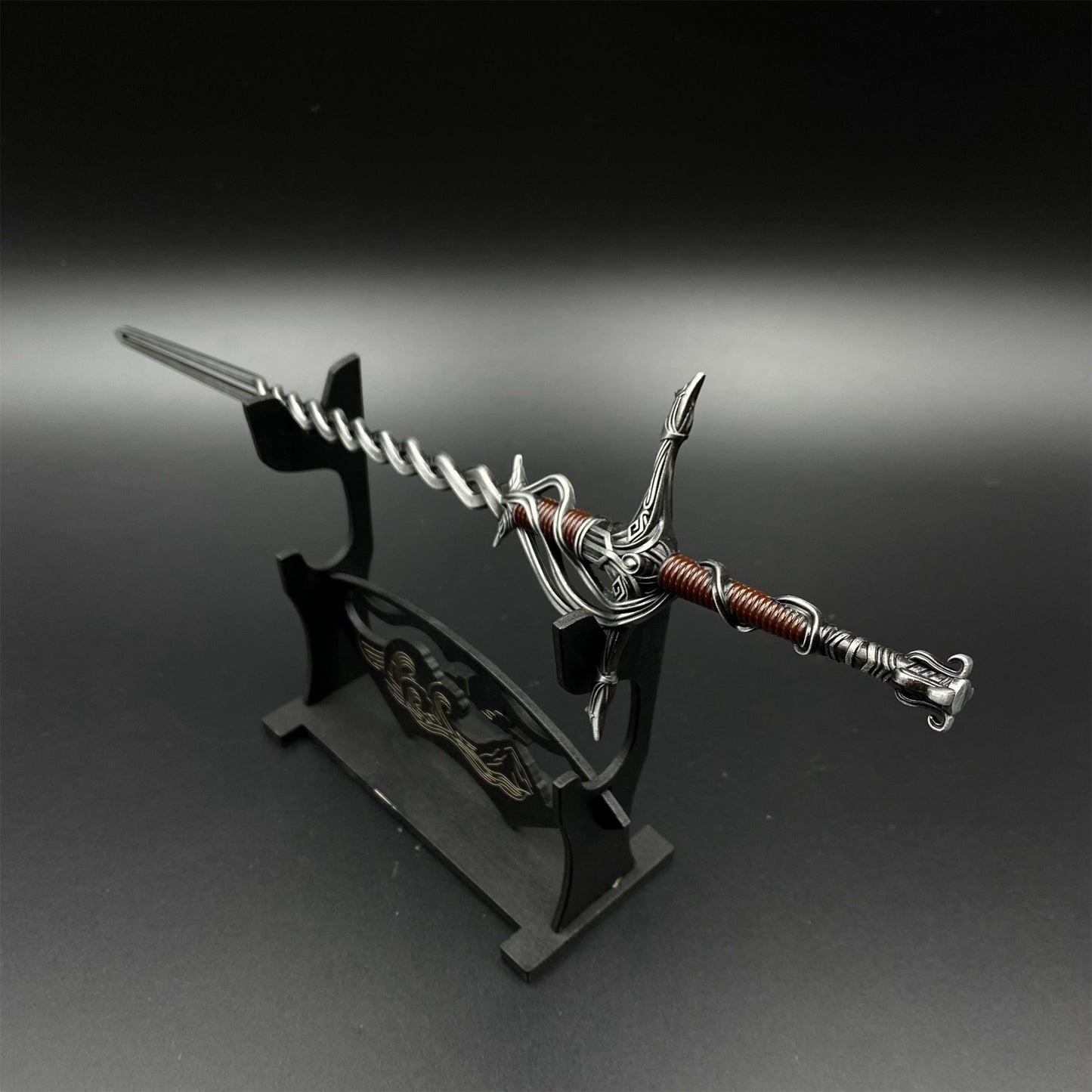 Soul Game Cleanrot Knight Flame Greatsword Miniature Metal Replica – Collectible Game Weapon Model