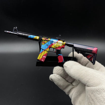 CS Game Skin M4A4 Cyber Mini Metal Game Replica For Collection