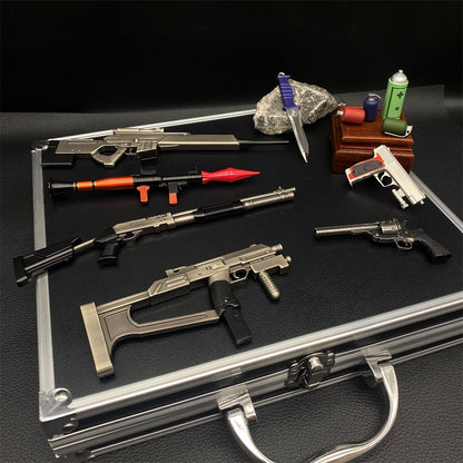 Resident Evil 4 Remake Leon S Kennedy Weapon Suitcase