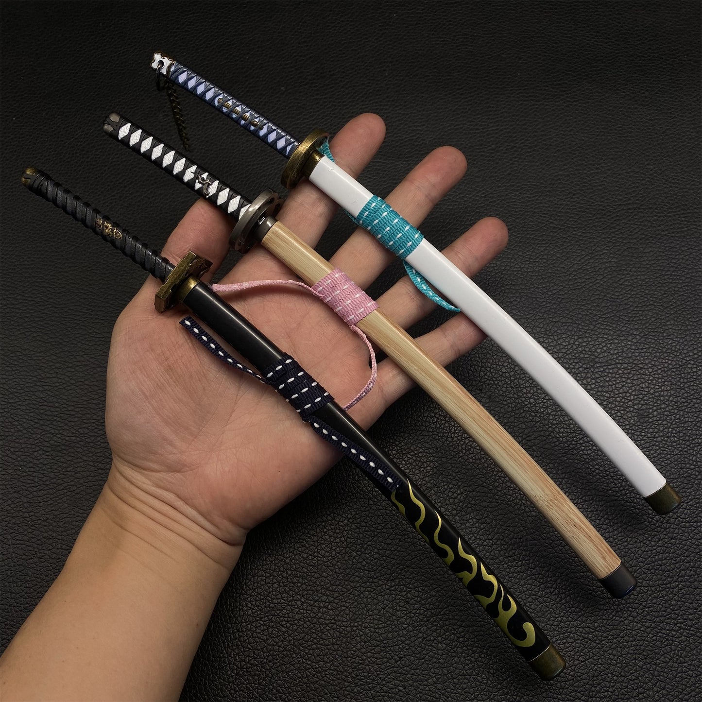 GOT Jin Sakai's Blade of the Immortal & Island Keeper Katana Metal Miniature