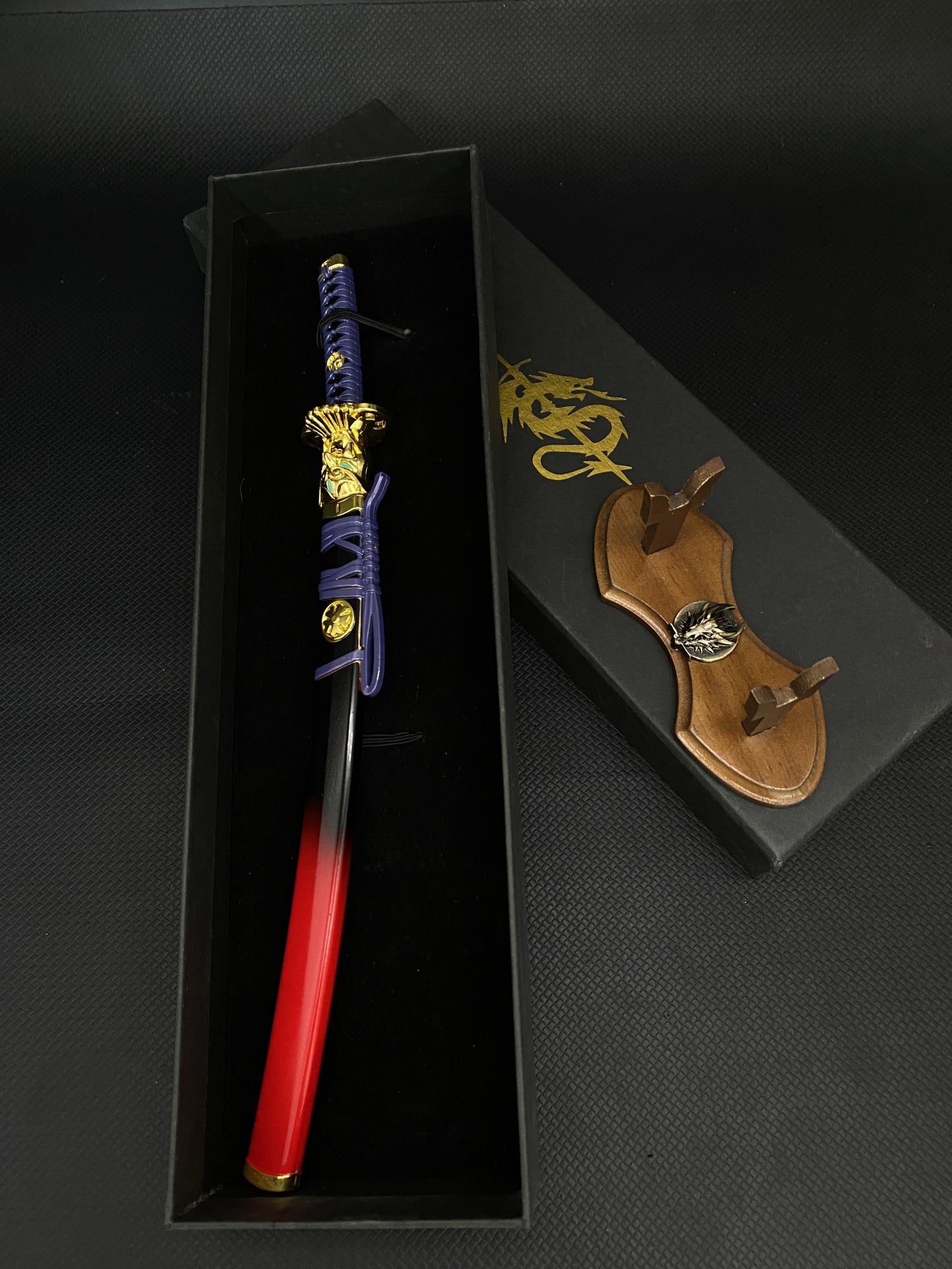 Val Oni Katana Metal Miniature 29.5CM/11.6"