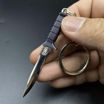 Tiny Leon Primal Knife Keychain
