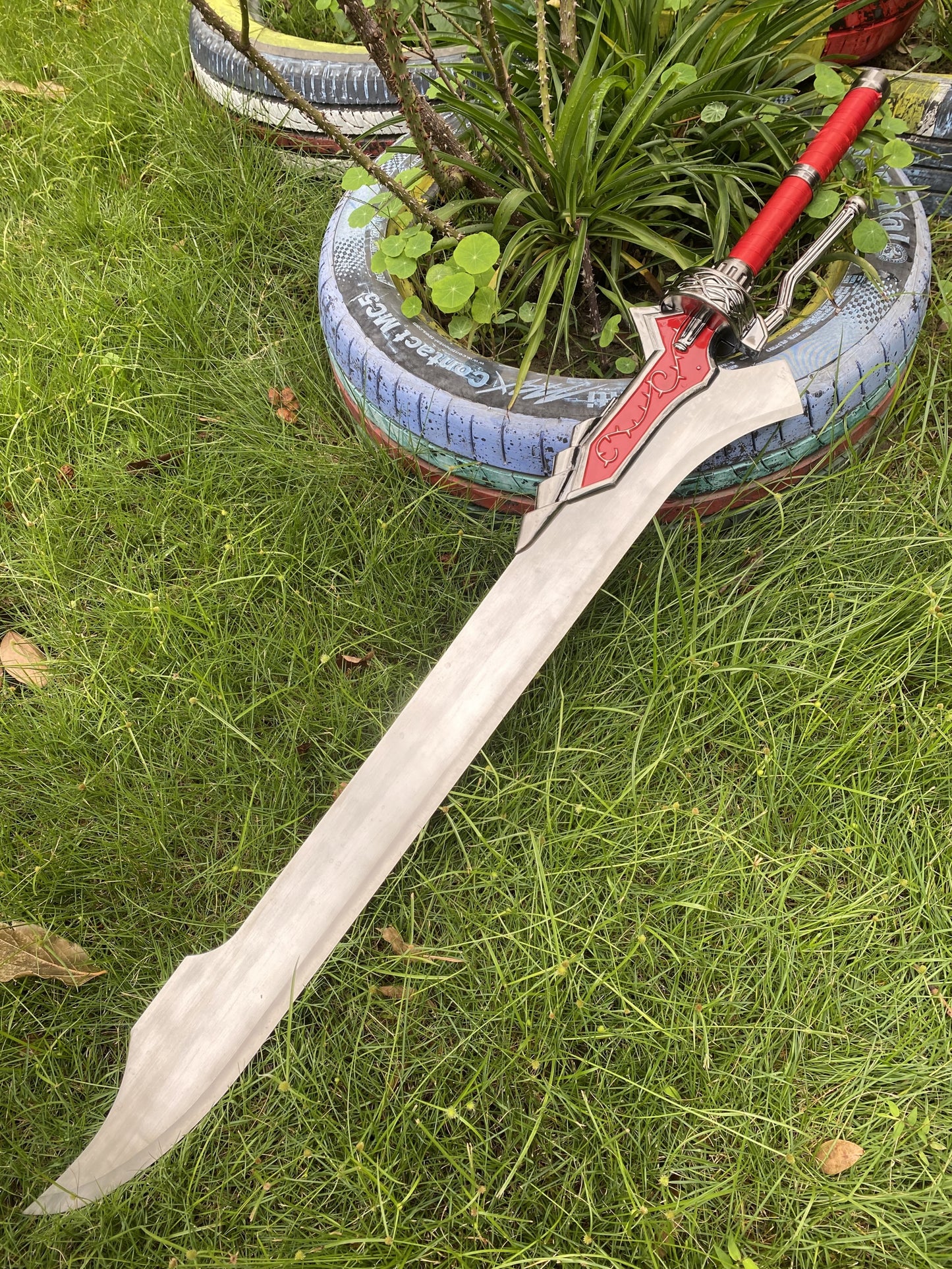 Nero Red Queen Sword Metal Life Size Replica