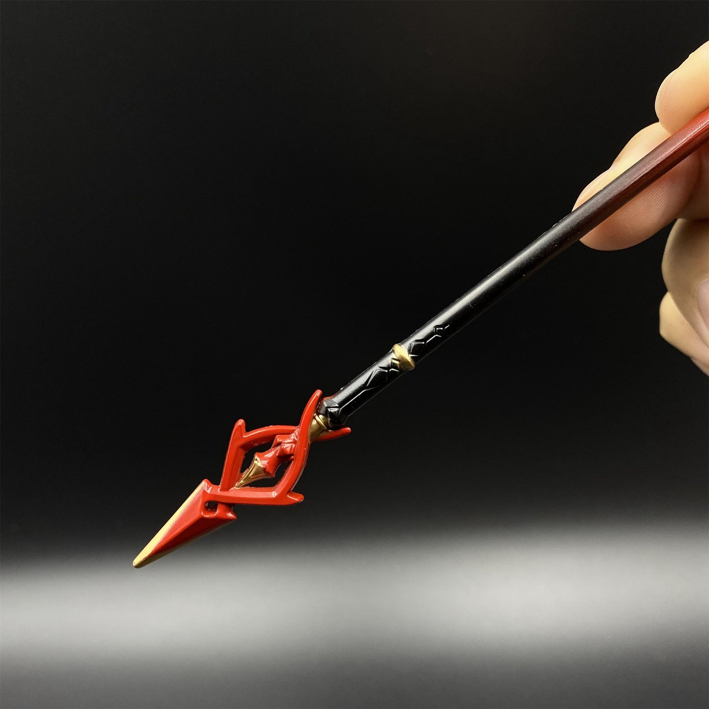Crimson Moon's Fang Miniature (Chiyue no Katachi)