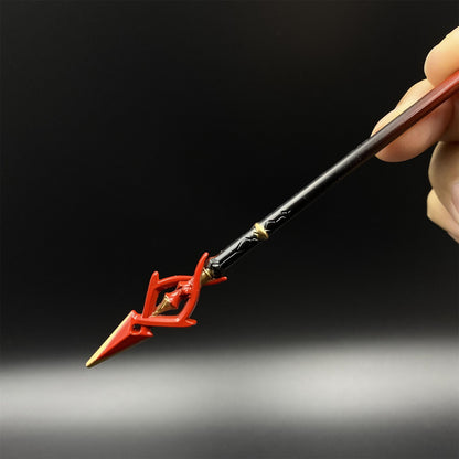 Crimson Moon's Fang Miniature (Chiyue no Katachi)