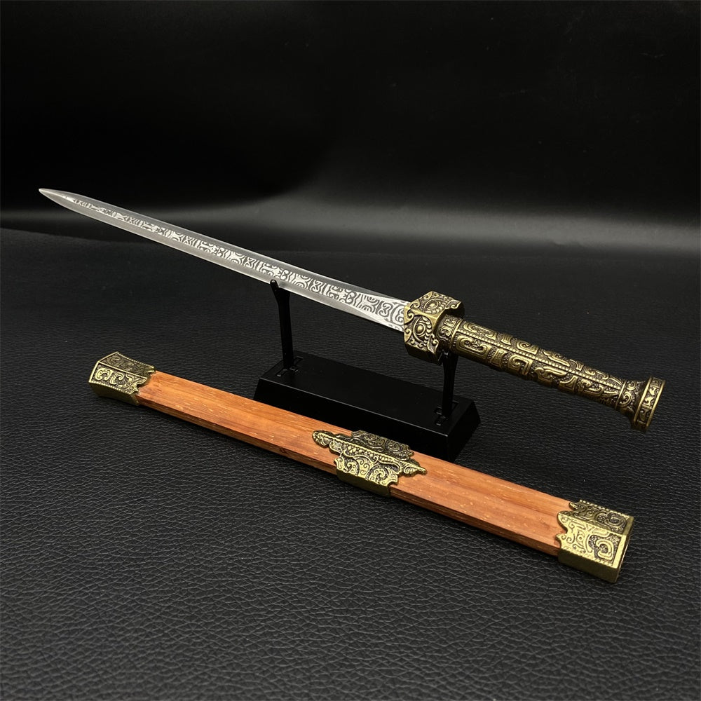 High-End Ancient Han Dynasty YiTian Steel Sword 26cm/10.2"