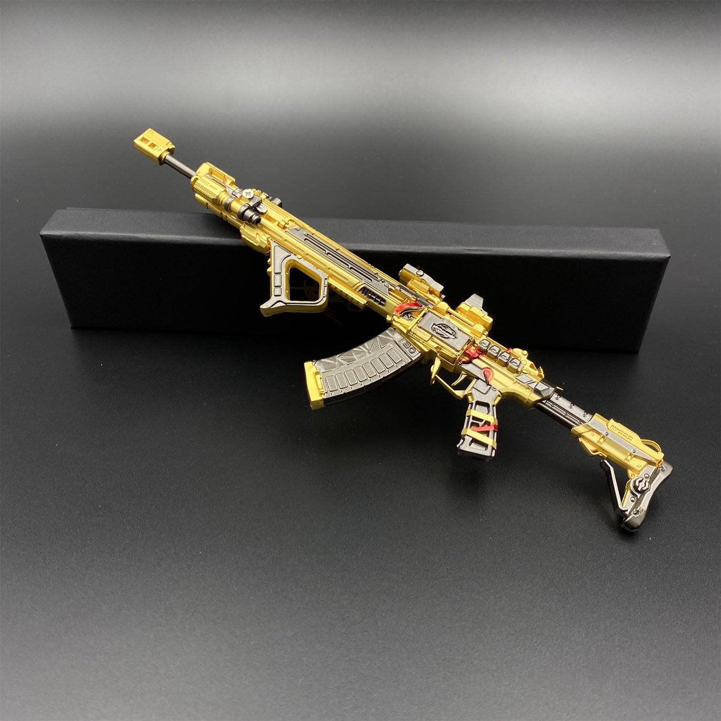 DF Tenglong – Colden Plated Weather Induction Assault Rifle Metal Miniature