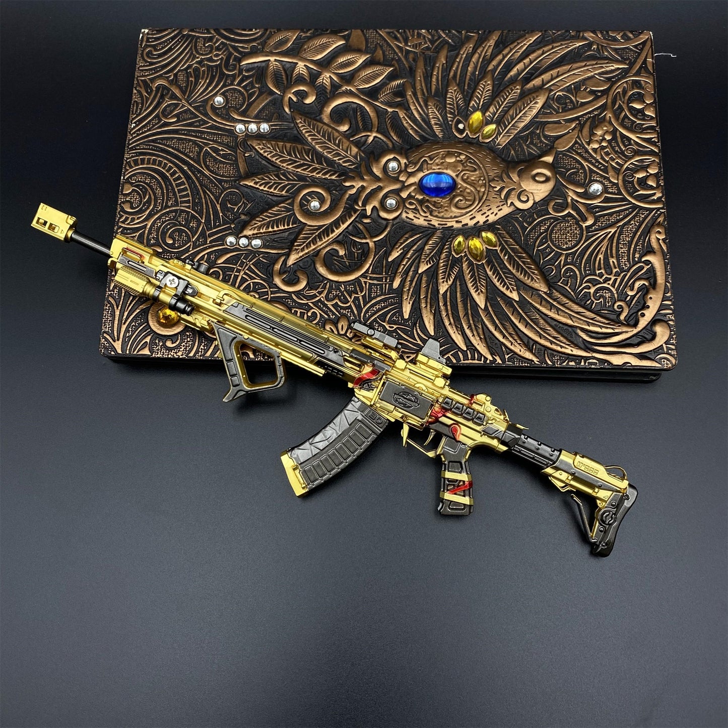 DF Tenglong – Colden Plated Weather Induction Assault Rifle Metal Miniature