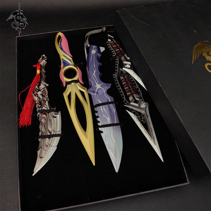 Kuronami no Yaiba Blades of Primordia Smite Knife Mystbloom Kunai 4 in 1 Box