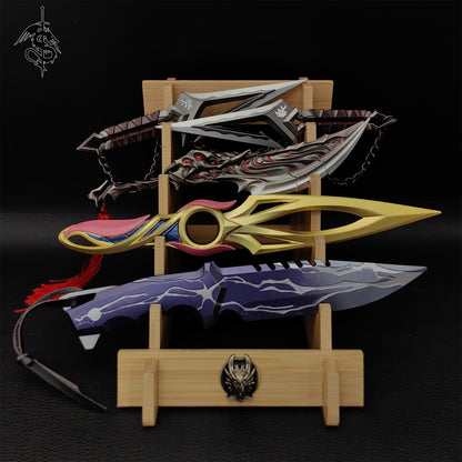 Kuronami no Yaiba Blades of Primordia Smite Knife Mystbloom Kunai 4 in 1 Box