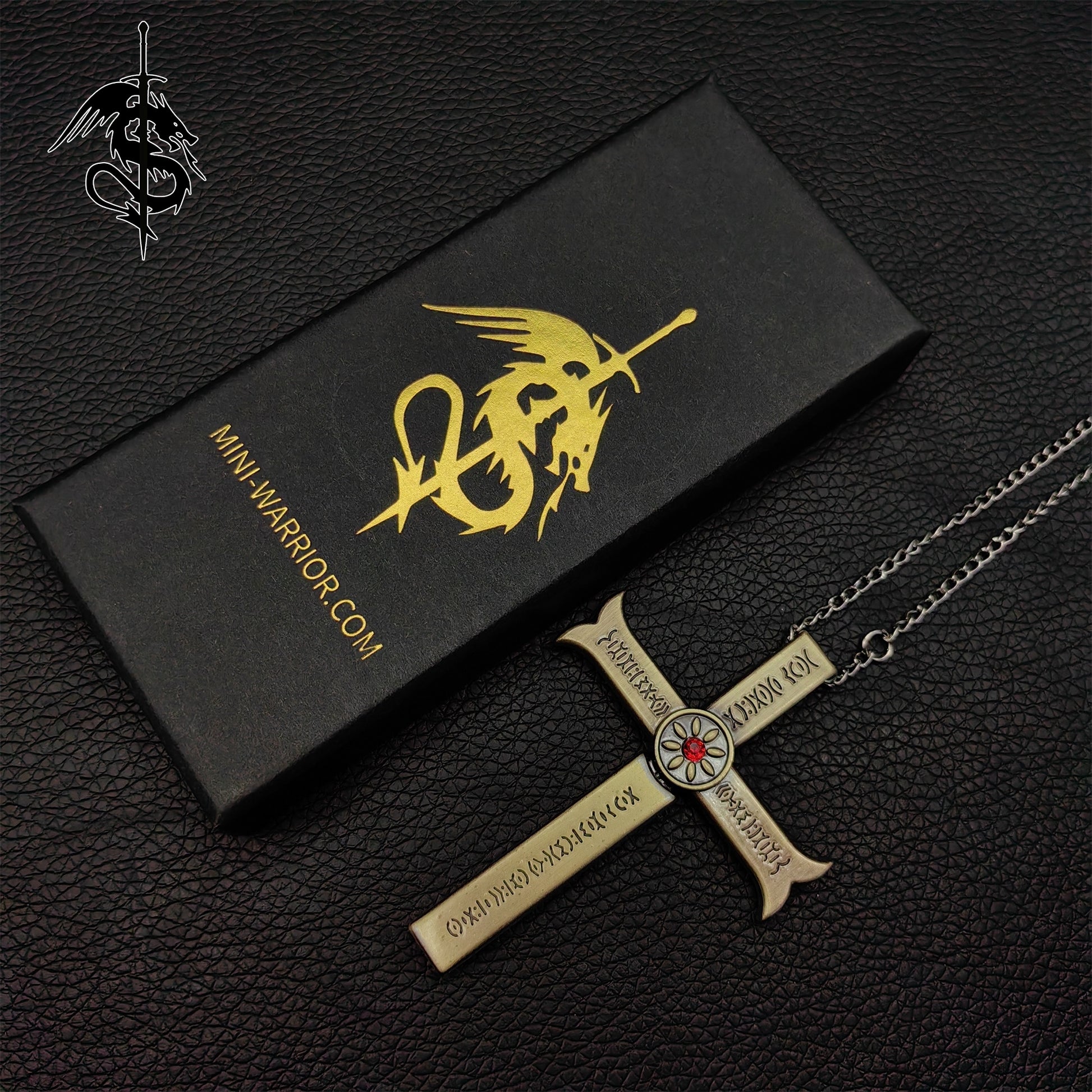 ONE PIECE ANIME Hawk-Eye Dracule Mihawk Cosplay Kogatana Cross Sword Necklace EUR 7,00 - IT - Foto 2