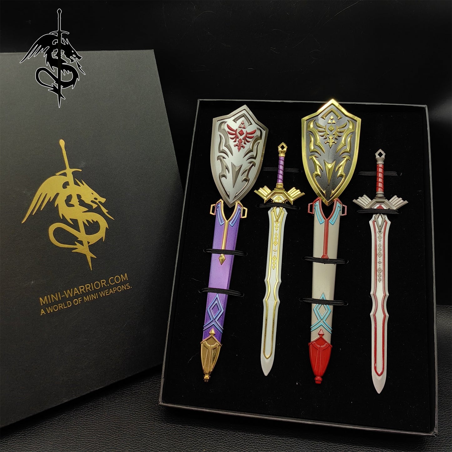 Royal Family Metal Weapon 4 In 1 Gift Box